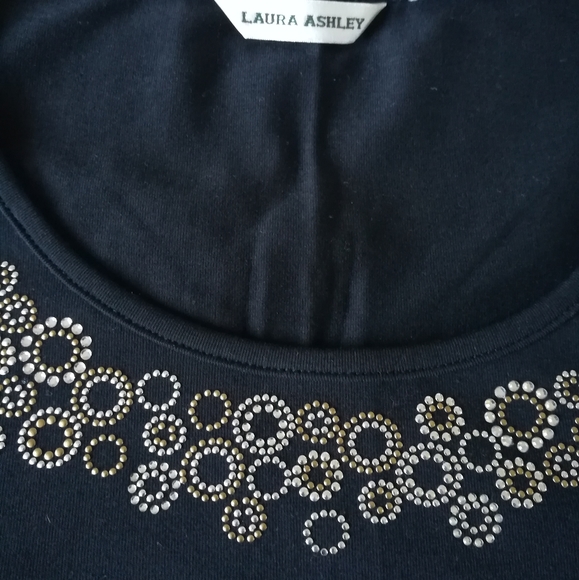 Laura Ashley round neck blouse, size  l petite. - Picture 5 of 7